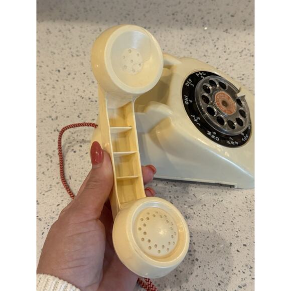 Vintage The Steel Stamping Co. Cream Toy Rotary Phone Plastic & Metal - READ - Picture 8 of 9